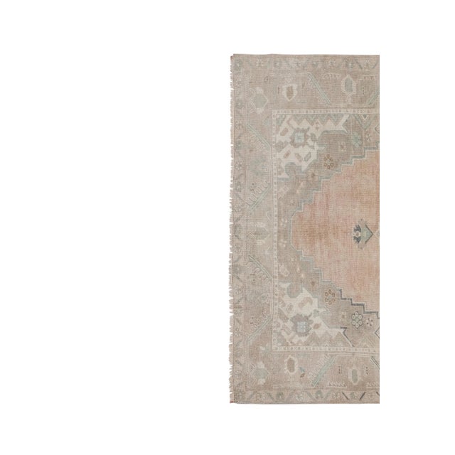 Turkish Handmade Rug 5.9 x 8.6 ft./ 180 x 262 cm / 71'' x 103'' Hand woven with high quality pure wool Excellent...