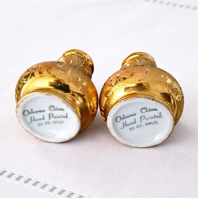 Mid 20th Century Vintage Osborne China 22k Gold Salt & Pepper Shakers – Botanical Motif For Sale - Image 5 of 6