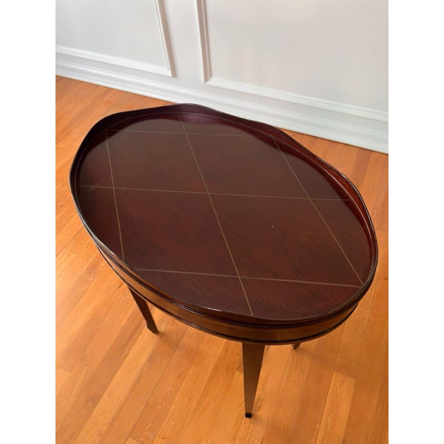 1990s Barbara Barry for Baker Mahogany Oval Small Side or Drinks Table For Sale In Philadelphia - Image 6 of 14