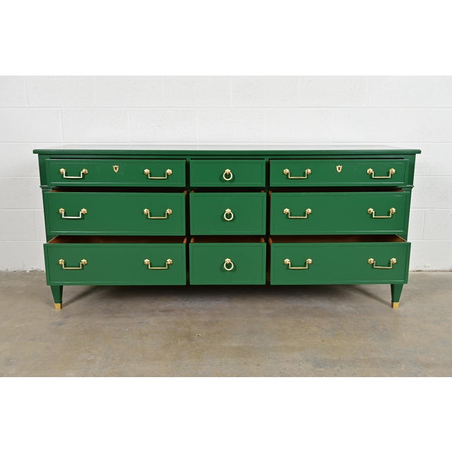 1960s Heritage French Regency Louis XVI Green Lacquered Dresser or Credenza, Newly Refinished For Sale - Image 5 of 13