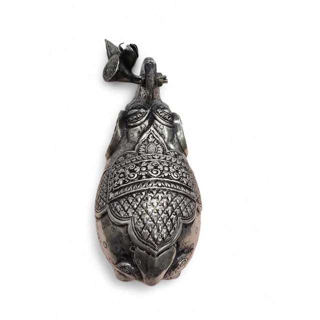 Antique Indian Silver Elephant Boxes with Floral Decoration, 1890, Set of 2 For Sale - Image 9 of 15