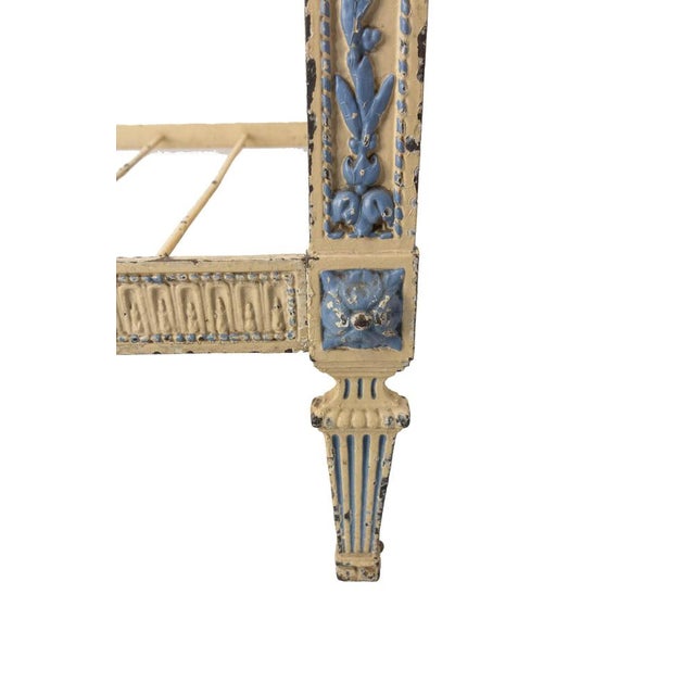 French Louis XVI Painted Iron and Wrought Iron Banquette Children's Sofa, 1880 For Sale - Image 9 of 11