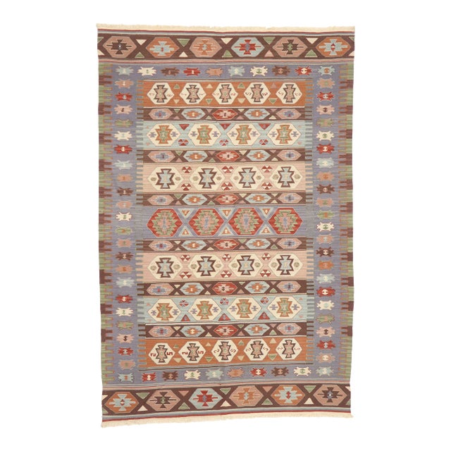 Vintage Persian Shiraz Kilim Rug - 05'08 X 08'06 For Sale