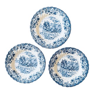 Vintage Johnson Brothers Coaching Scenes Blue Bread Plates – Set of 3 For Sale