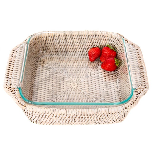 Artifacts Rattan Square Baker Basket with Pyrex in White Wash - 2 Pieces For Sale In Houston - Image 6 of 7