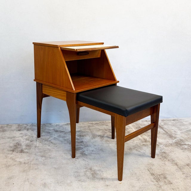 Mid-Century Modern Phonette Telephone Table from Chippy Heath, 1960s For Sale - Image 3 of 14