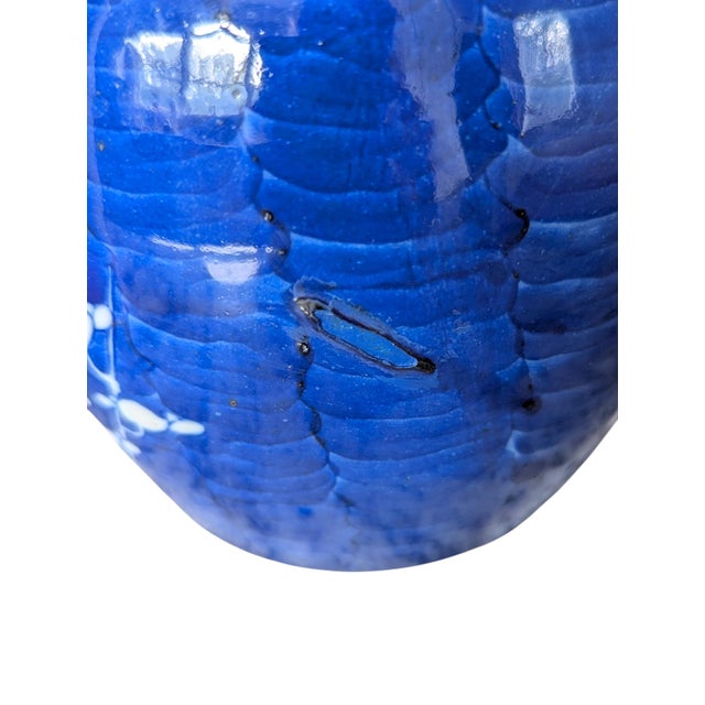 Blue Vintage Asian Antique Blue and White Ginger Jars- A Pair For Sale - Image 8 of 16