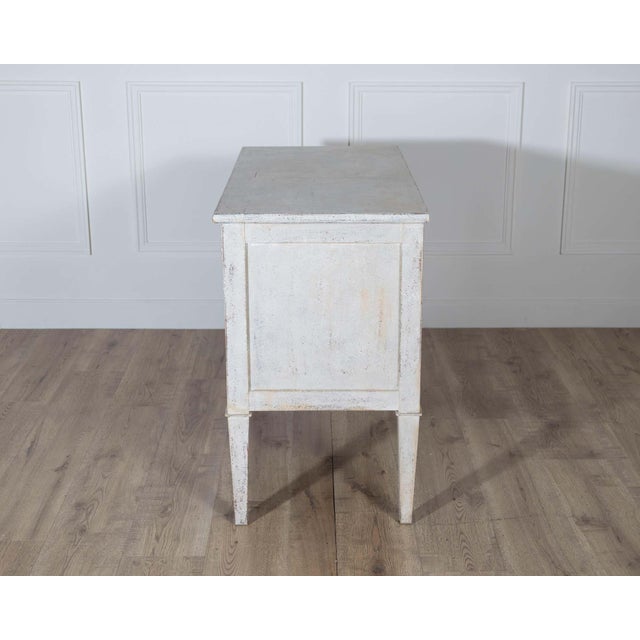 Light Gray French Painted Chest of Drawers with Brass Pulls, circa 1920 For Sale - Image 8 of 8