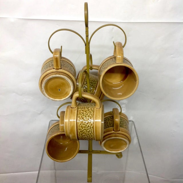Mid-Century Modern Mid-Century Cup Caddy & 6 Mugs For Sale - Image 3 of 3