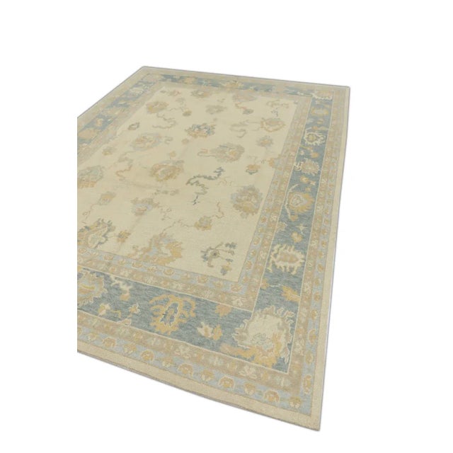 Early 21st Century Beige & Blue Handwoven Turkish Oushak Rug 7'10" X 10'2" For Sale - Image 4 of 6