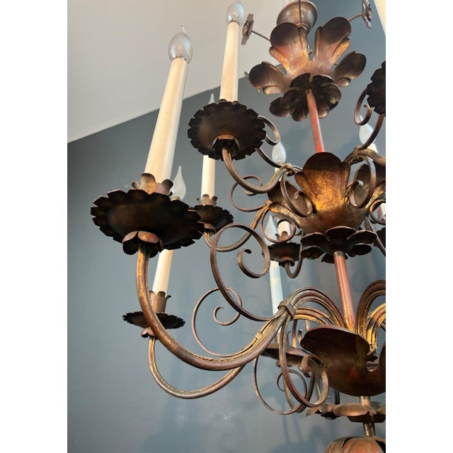 1940s Large 2-tier chandelier in gold metal with 12 lights in the style of Maison Baguès For Sale - Image 6 of 12
