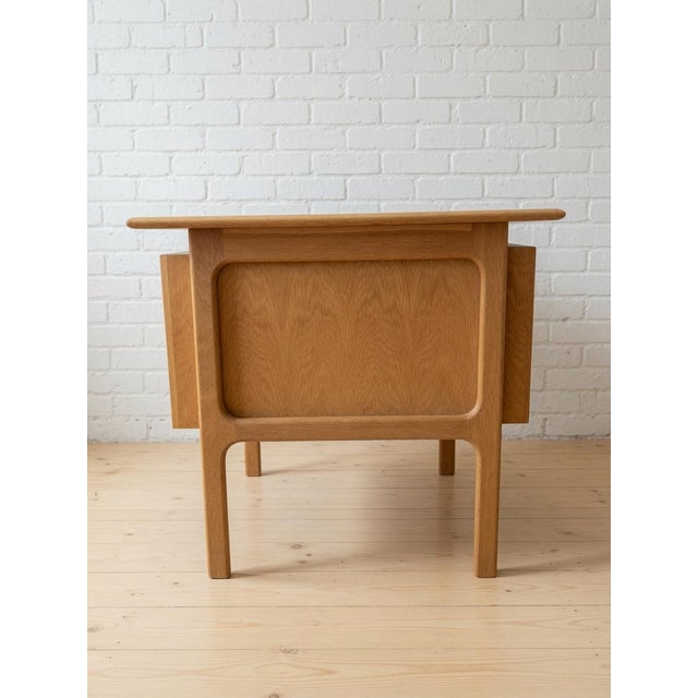 Oak Executive Desk by Arne Vodder for Brouer Møbelfabrik, Denmark, 1960s For Sale - Image 9 of 17