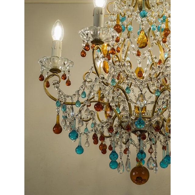 Vintage Florentine 6-Light Chandelier in Gilded Iron with Crystals and Murano Glass Pendants, 1950s For Sale - Image 4 of 14