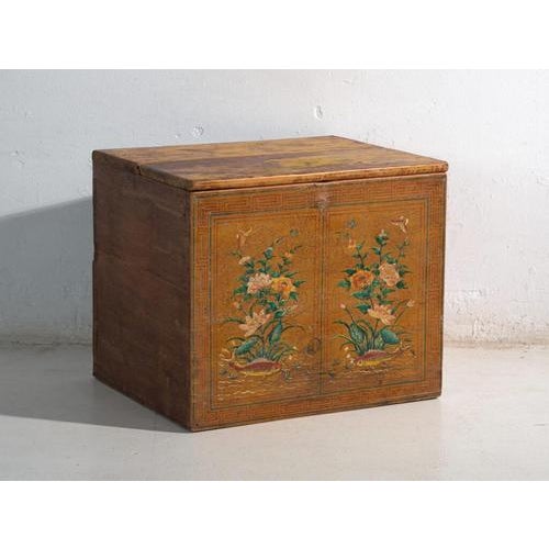 Antique Chinese Trunk Qing Dynasty Painted Pine Trunk For Sale - Image 10 of 10