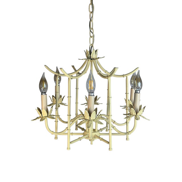 Vintage Faux Butter Cream Bamboo Pagoda Tole 5-Light Chandelier For Sale In Houston - Image 6 of 8