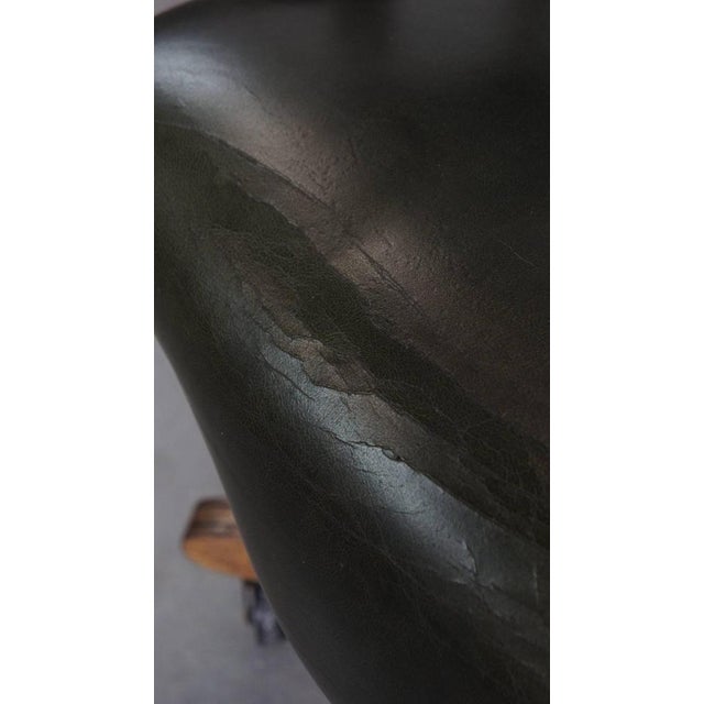 Dark Green Cowhide and Wooden Height Adjustable Swivel and Tilt Chesterfield Office Chair For Sale - Image 14 of 17