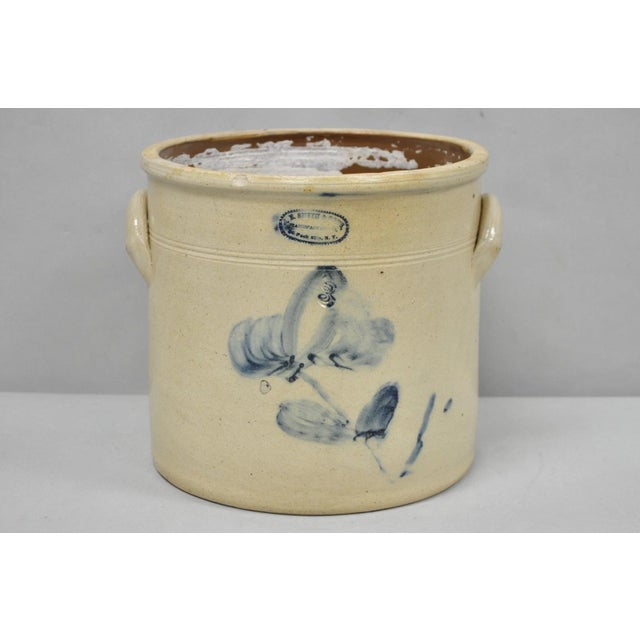 Antique a.e. Smith & Sons Cobalt Blue Painted Flower 3 Gallon Stoneware Crock For Sale - Image 15 of 15
