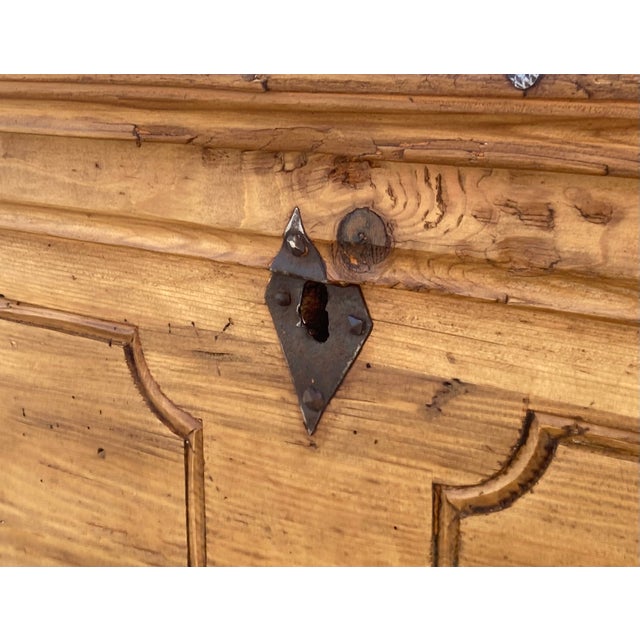 1910s Pine Trunk or Blanket Chest, Germany For Sale - Image 5 of 15