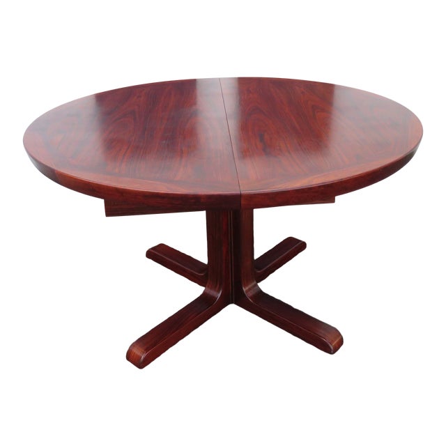 Danish Modern Mid Century Rosewood Round Pedestal Dining Table With 2 Leaf Chairish