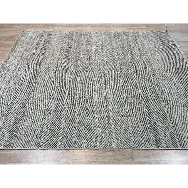 Textile 9x12 Louie Harlow Gray Solid Open Field Modern Handmade Wool Carpet Rug For Sale - Image 7 of 10