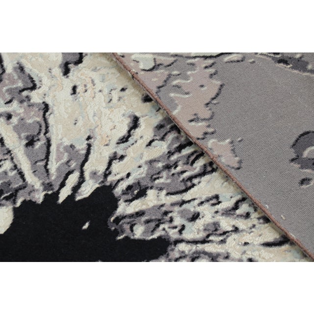 Gray Rug & Kilim’s Contemporary Rug in Gray With Abstract Floral Pattern “Dandelion” For Sale - Image 8 of 8