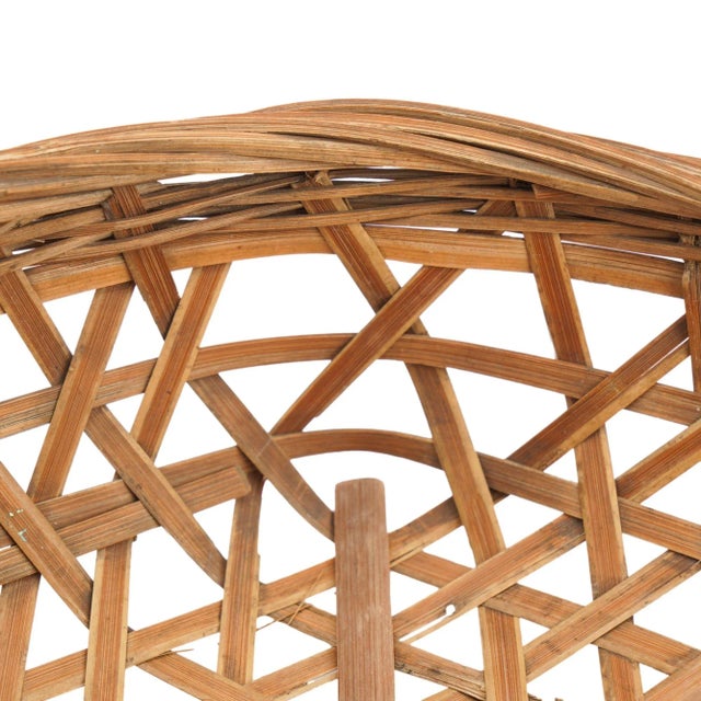 Early 20th Century Japanese Woven Split Bamboo Fish Basket, 1900-50 For Sale - Image 5 of 5