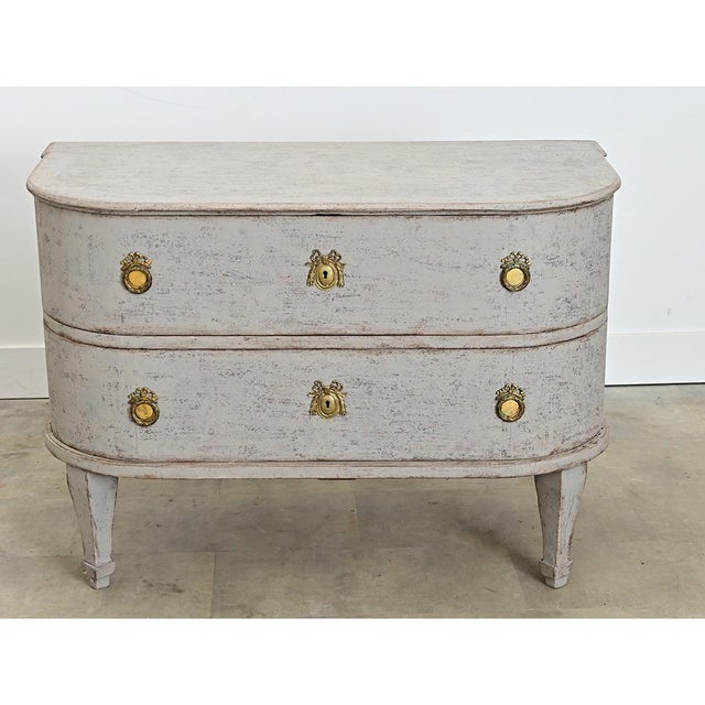 18th Century Swedish Gustavian Period Bow-front Commode For Sale - Image 4 of 11