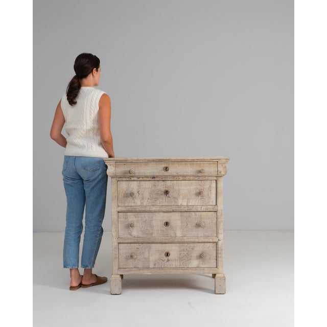 1880s French Gustavian Oak Chest of Drawers For Sale - Image 18 of 18