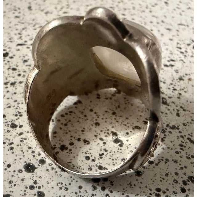 Art Deco 1980s Sterling Silver & Bezel Set Labradorite Gemstone Ring - Size 10 Signed Ph For Sale - Image 3 of 6