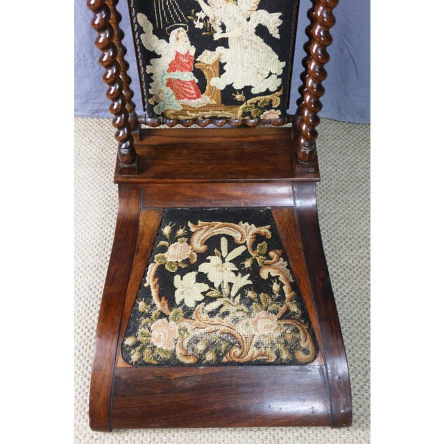 Napoleon III Brown Wooden Prie-Dieu For Sale - Image 9 of 12