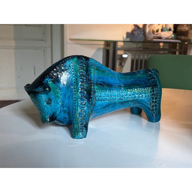 Postmodern Sculptural Rimini Blu Bull by Aldo Londi for Bitossi Ceramiche, Italy, 1960s For Sale - Image 3 of 13