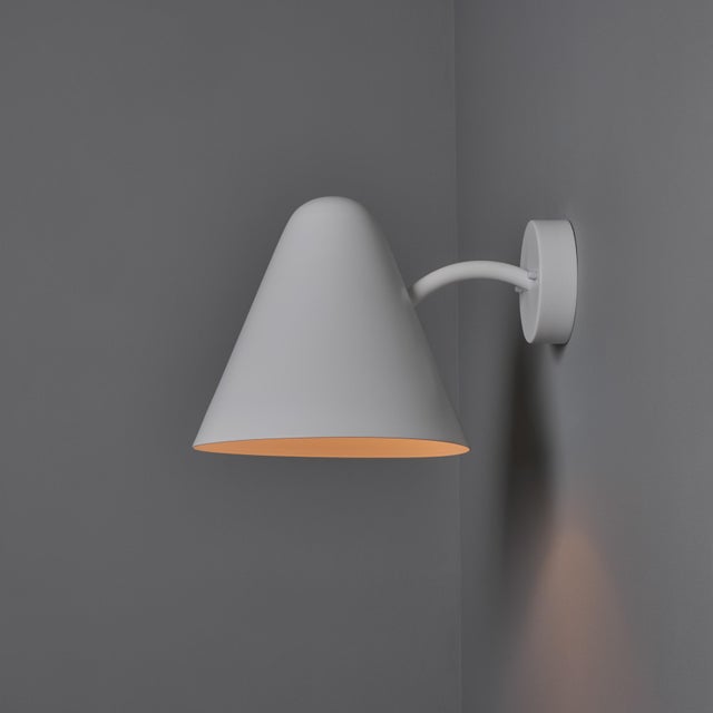 Mid-Century Modern 'ZuZu' White Painted Brass Wall Sconce in the Style of Jacques Biny For Sale - Image 14 of 18