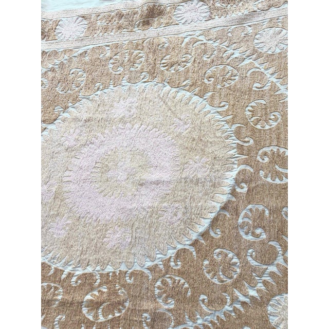 Central Asian Suzani Tablecloth - Mid 20th Century Textile - 4'11'' X 5'1'' For Sale In New York - Image 6 of 9
