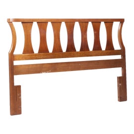 Example of Young Manufacturing Beds