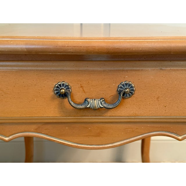 French Country 1990s Ethan Allen Country French Side Table Birchwood W/Maker's Mark For Sale - Image 3 of 16