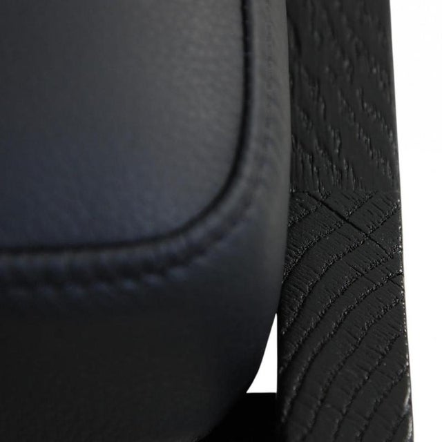 1980s Black GE-290 Ottoman in Black Leather by Hans J. Wegner, 1980s For Sale - Image 5 of 12