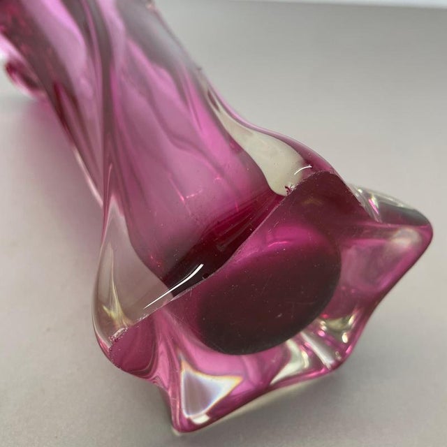 Large Sculptural Pink Murano Glass Vase, Italy, 1970s For Sale - Image 15 of 17