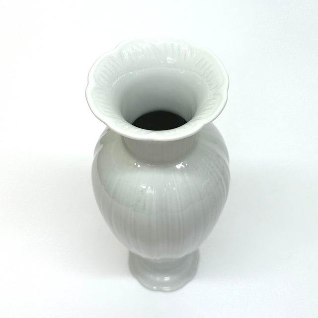 White Textured Ceramic Mid-Century Vase Curation, Made in Germany - Group of 5 For Sale - Image 4 of 18