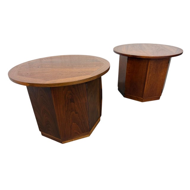 Mid-Century Modern Mid-Century Modern Lane Rhythm Walnut Side Tables - Set of 2 - Refinished! For Sale - Image 3 of 8