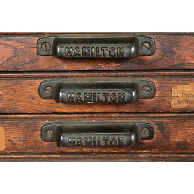 Antique Oak 25-Drawer Architect's Blueprint Flat File Cabinet by Hamilton, Circa 1900 For Sale - Image 10 of 14