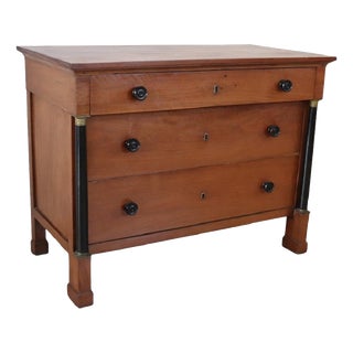 Antique Early 19th Century Walnut Chest of Drawers For Sale