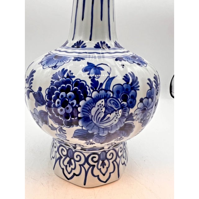 Royal Delft Vintage MCM Royal Delft Hand Painted Blue and White Ceramic''Knobbelvaas'' Vase For Sale - Image 4 of 7