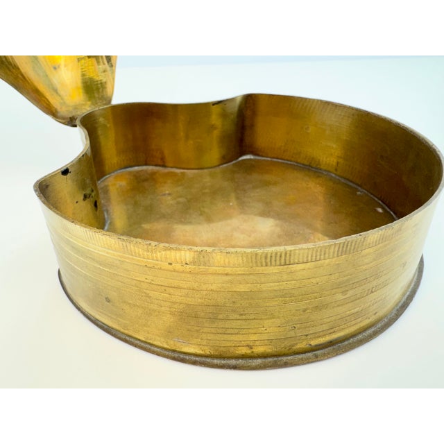 Vintage Mid Century Brass Scallop Shell Hinged Decorative Box For Sale - Image 4 of 10