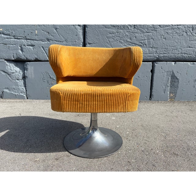 One Swivel Chair by Gianni Moscatelli for Formanova Milano, 1970s.