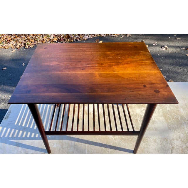 This attractive side table, manufactured by the renowned Winchendon Furniture Company, brings the enduring style of mid-...