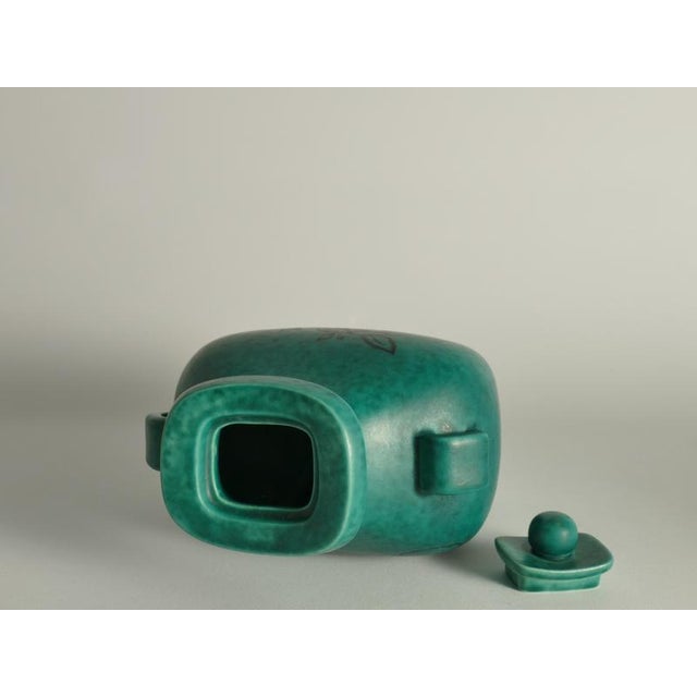Ceramic Art Deco Green Lidded Vase by Wilhelm Kåge for Gustavsberg, 1956 For Sale - Image 7 of 18