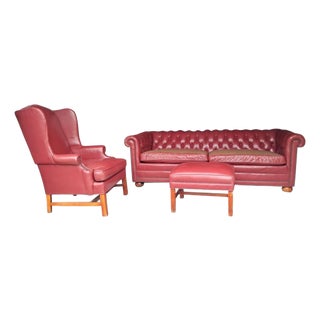Vintage-Inspired 3-Piece Leather Living Room Set With a Tufted Chesterfield Sofa, a Classic Wingback Armchair & Rectangular Ottoman. For Sale
