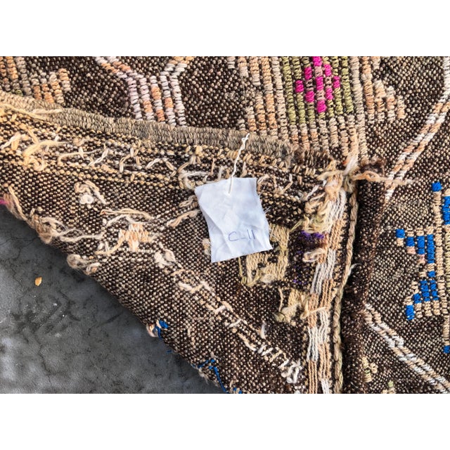 1960s Vintage Turkish Kilim Rug - 5′4″ × 10′6″ For Sale - Image 4 of 10