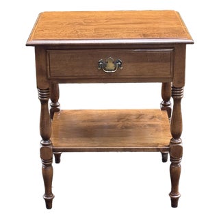 Ethan Allen Heirloom Nutmeg Maple Colonial Early American End Table / Nightstand For Sale