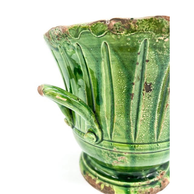 Late 20th Century Vintage Vietri Italian Verde Glazed Terracotta Planter With Handles – Mediterranean / Tuscan For Sale - Image 5 of 11